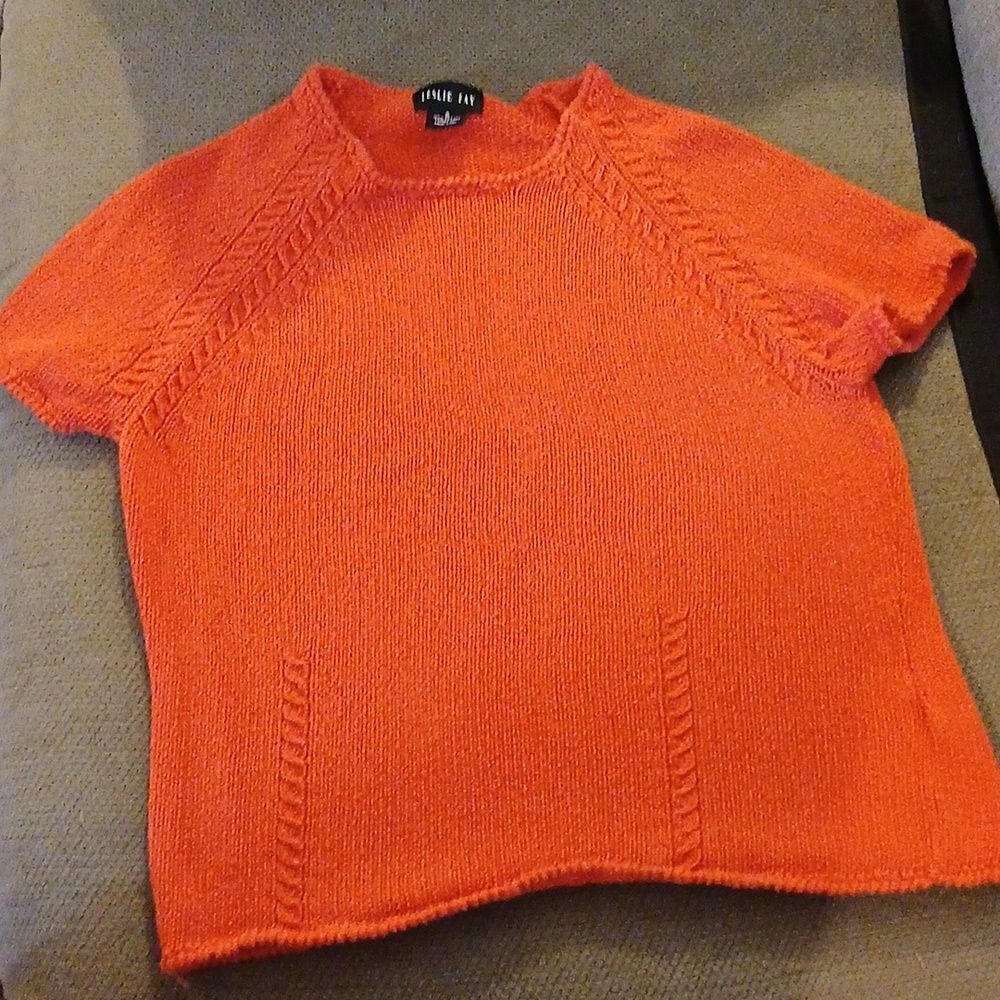 Small, Orange Leslie Fay Short Sleeve knit Sweater
